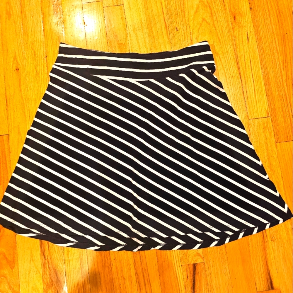 Columbia PFG Skirt